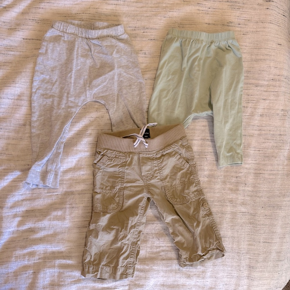 Gap and old navy pants bundle 6-12 month